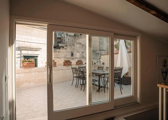 Dimora Lombardi Πανσιόν Ματέρα